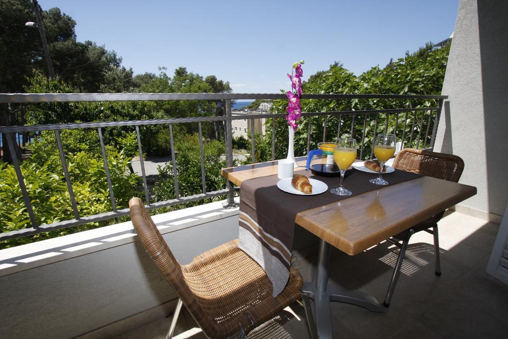 Apartments Neva Makarska Exterior photo