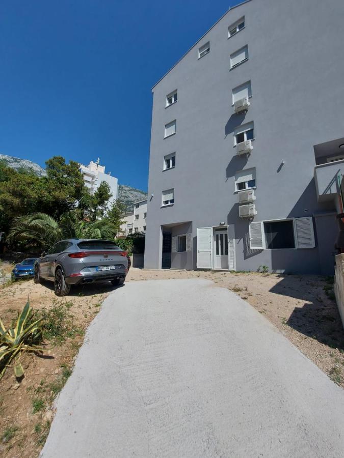 Apartments Neva Makarska Exterior photo