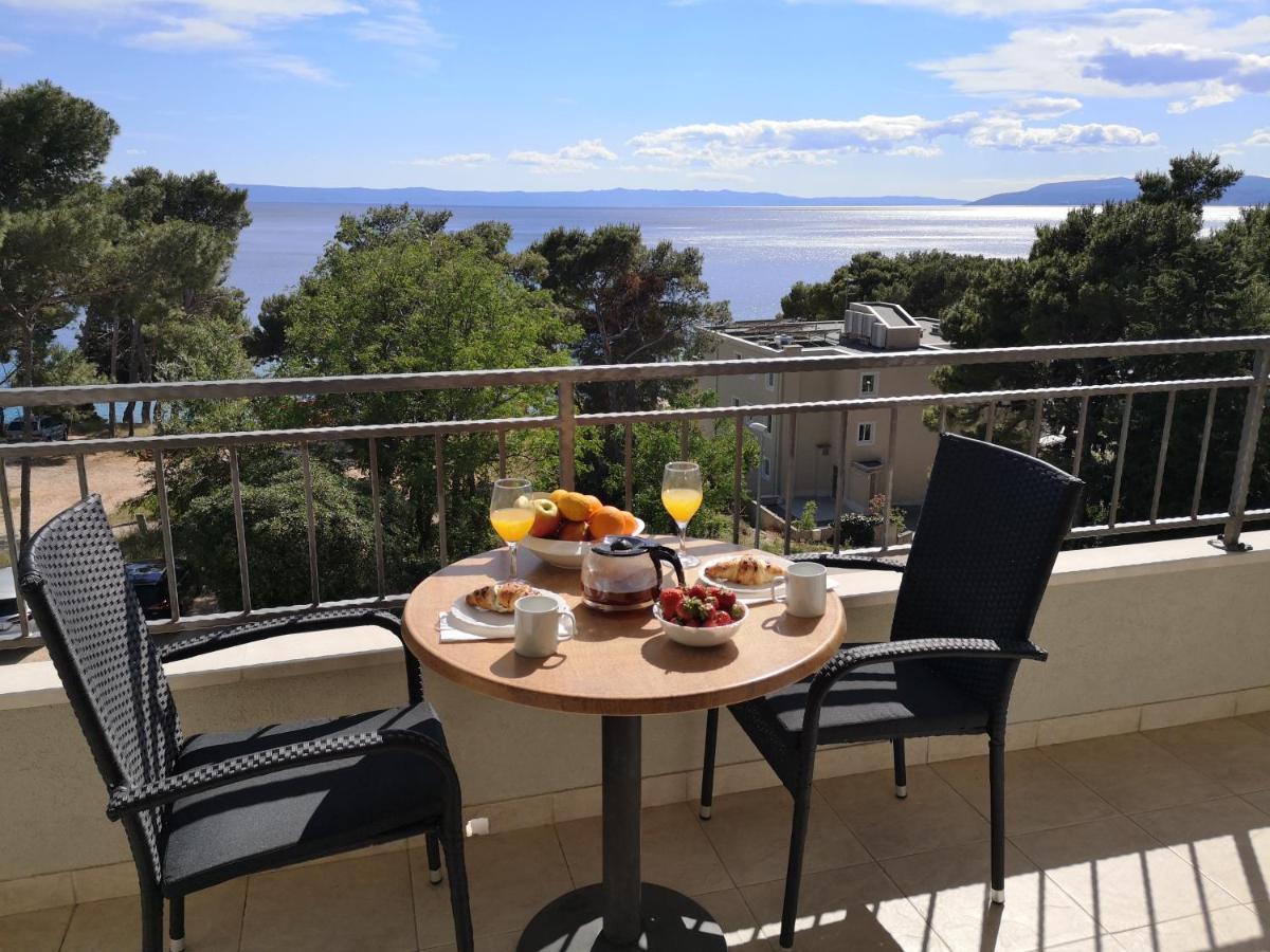 Apartments Neva Makarska Exterior photo