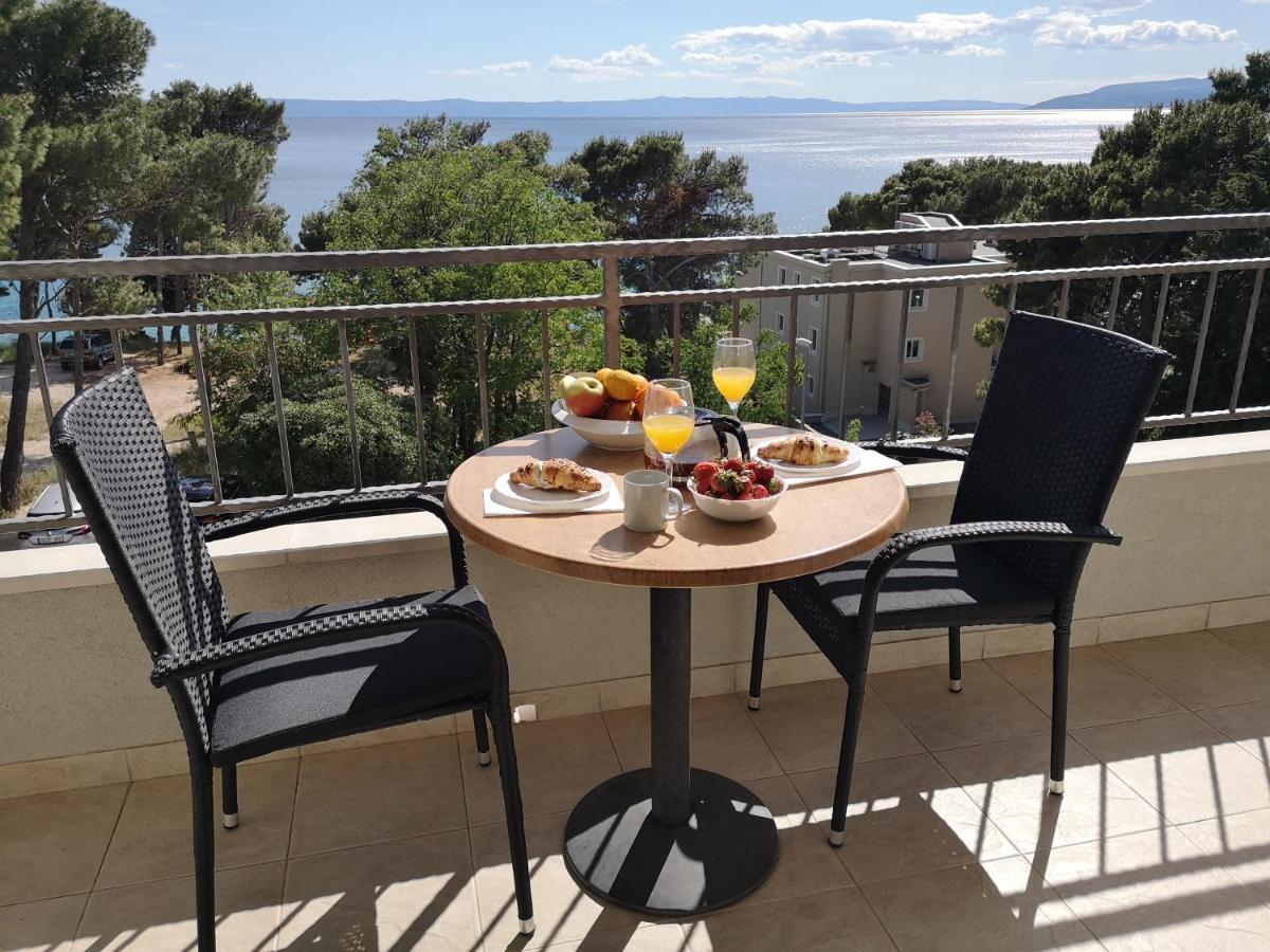 Apartments Neva Makarska Exterior photo