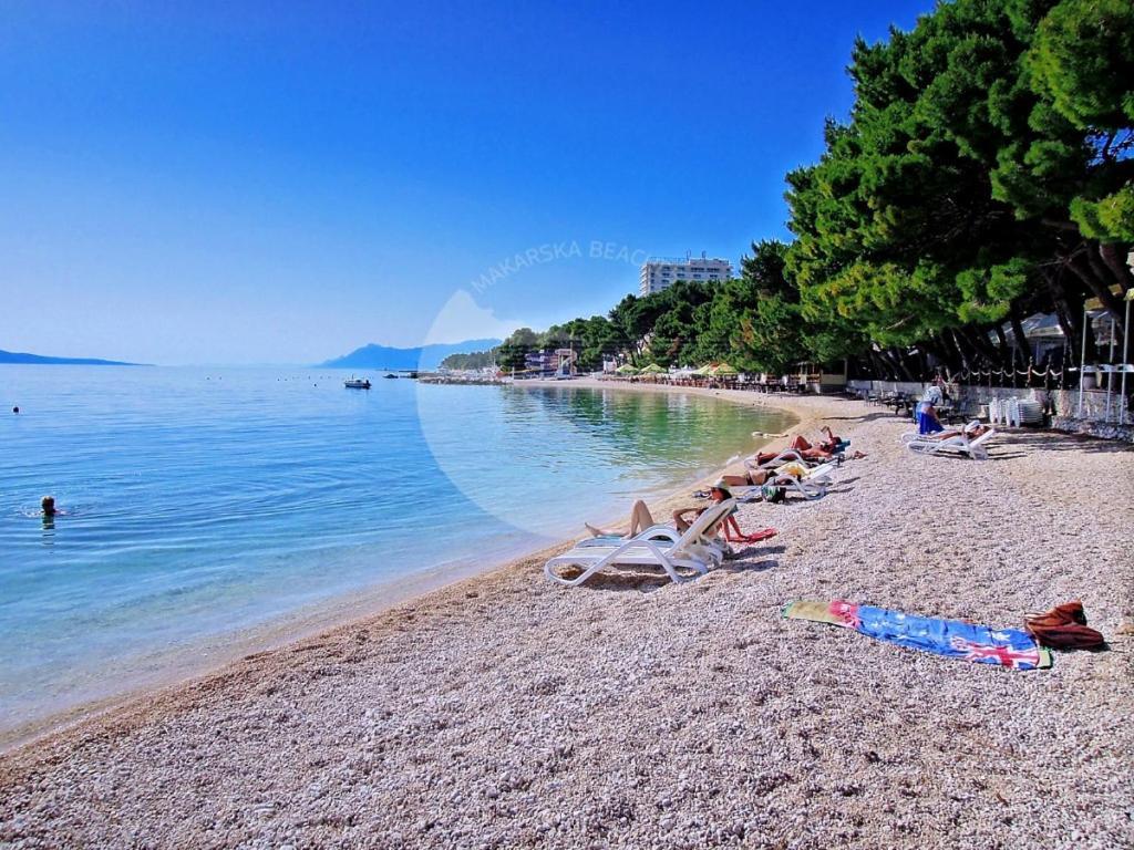 Apartments Neva Makarska Exterior photo