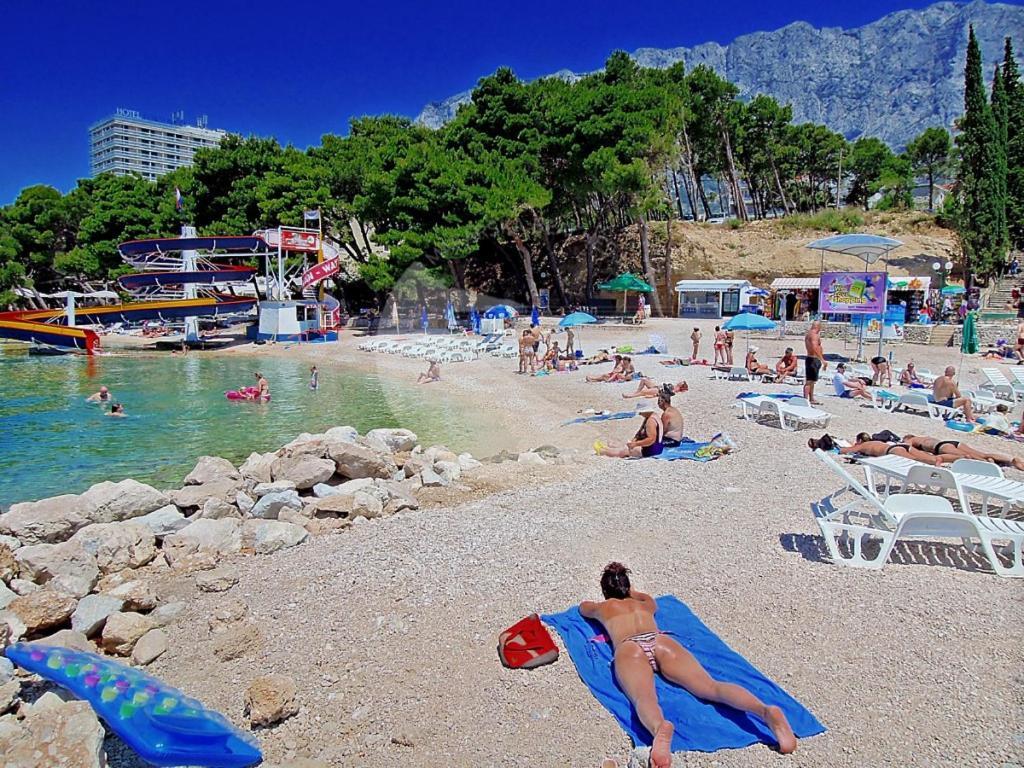 Apartments Neva Makarska Exterior photo