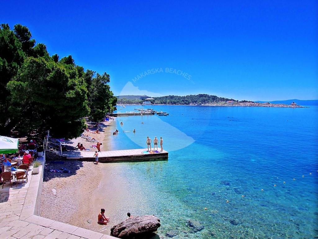 Apartments Neva Makarska Exterior photo